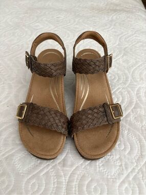 Atrex Women's Braided Taupe Leather Slingback Sandals - 6